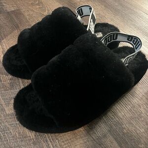 UGG Fluff Yeah Black Fluffy Slide Sandals size 9